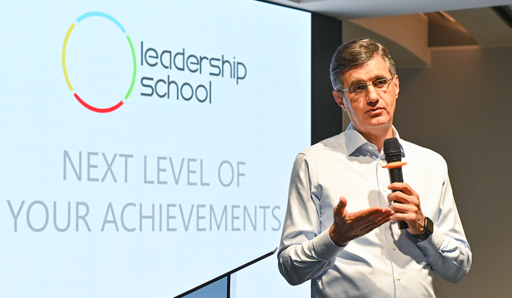 Ռալֆ Յիրիկյանը դասախոսությամբ հանդես է եկել Առաջնորդության դպրոցում