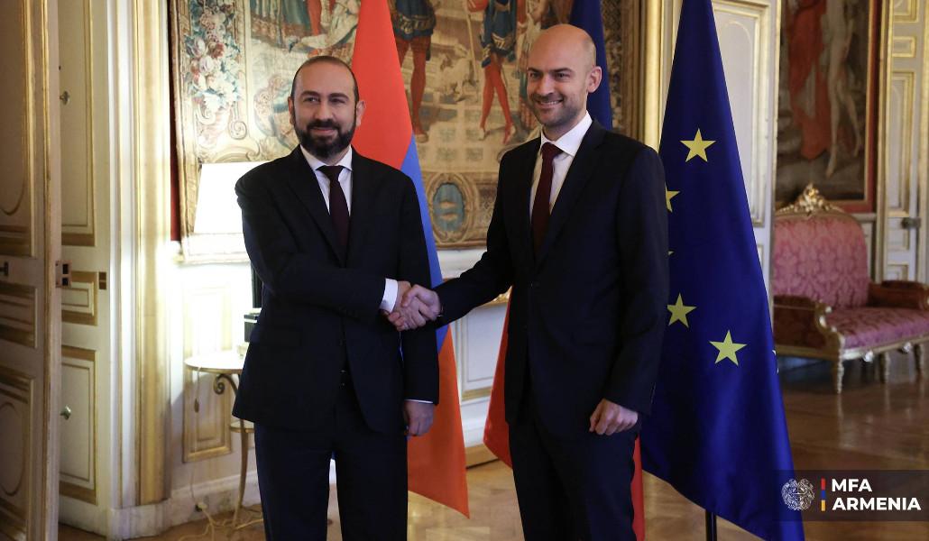Փարիզում քննարկվել են հայ-ֆրանսիական ռազմավարական հարաբերությունների խորացման հարցեր