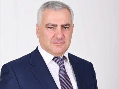 Սամվել Կարապետյանը միաձայն ընտրվել է «Ուժեղ Հայաստան» կուսակցության նախագահ