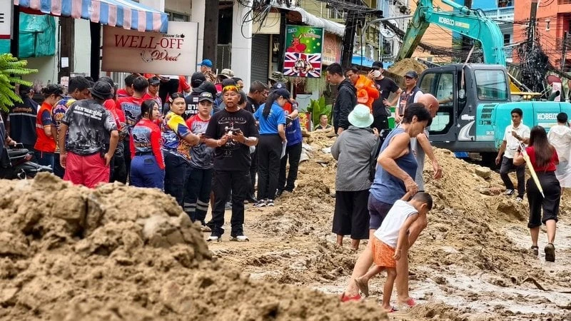 🚨🌊🇹🇭 ԱՂԵՏԱԼԻ ՋՐՀԵՂԵՂՆԵՐ ԹԱՅԼԱՆԴՈՒՄ․ 83 ԶՈՀ, ՄՈՏ ՄԵԿ ՄԻԼԻՈՆ ՄԱՐԴ ԴԵՌ ՏՈՒԺԱԾ Է․ ՊՀՈՒԿԵՏՈՒՄ ՆՈՐ ՍԵԼԱՎՆԵՐԻ ՎՏԱՆԳ ԿԱ